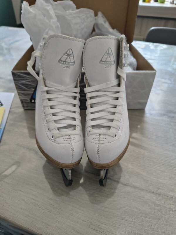 Patins Jackson 200
